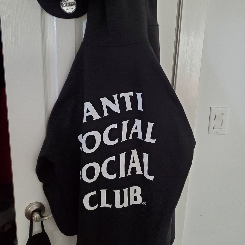 To small on me, just test fit never worn outside